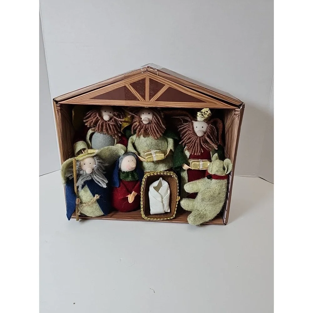 Felt Nativity Christmas Set Creche Mary Jesus Joseph‎ Wise Men And Animal